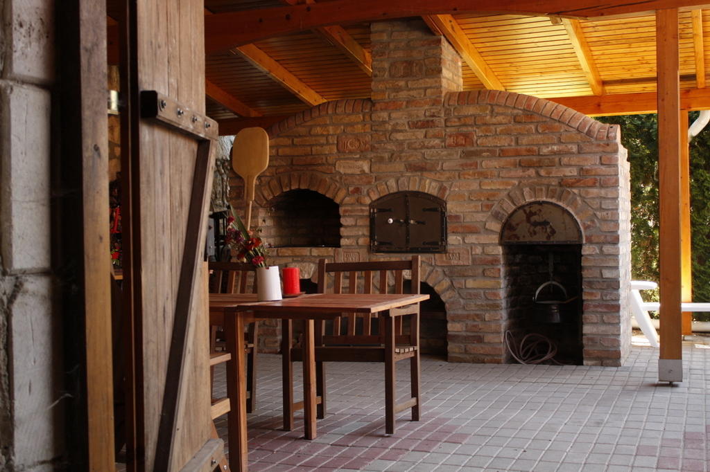 Falusi Vendeghaz Etyek Exterior foto